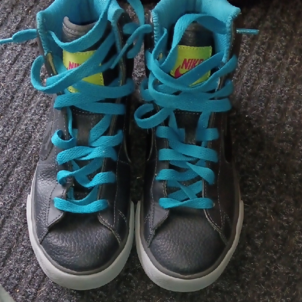 Nike Kids Sneakers - Black and Bright Blue
